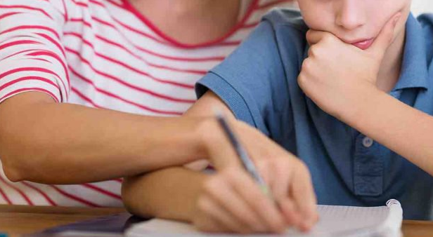 prato figlio alunno minorenne