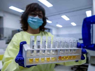 L’azienda Usa Moderna “Nella fase finale dei test per il vaccino anti Covid-19”