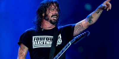 Dave Grohl, leader dei Foo Fighters, si schiera...
