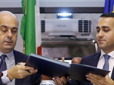 Sull’accordo pd-5stelle per sostenere Sansa c’è la benedizione del guru Grillo