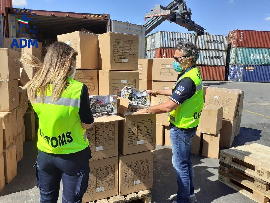 brindisi porto sequestri