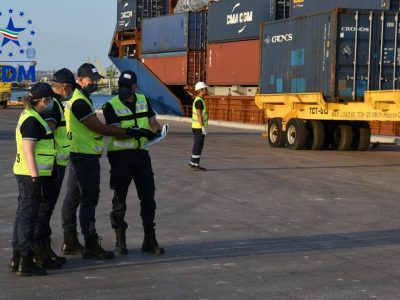 Brindisi, sequestrati al porto migliaia di prodotti contraffatti e con marchio “CE” falso