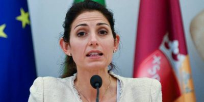 Raggi e Roma, una luna di miele terminata e Gri...
