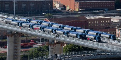Ultime fasi del collaudo del ponte di Genova, i...