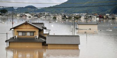 Morti e dispersi per inondazioni e frane in Gia...
