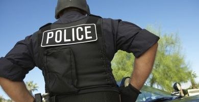 Tredici feriti in una sparatoria avvenuta a Chi...