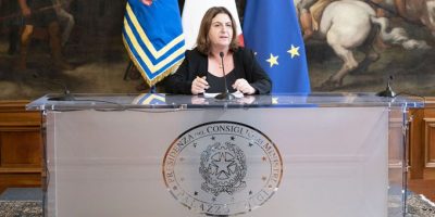 Pensioni, Catalfo: “Quota 100 fino al 202...