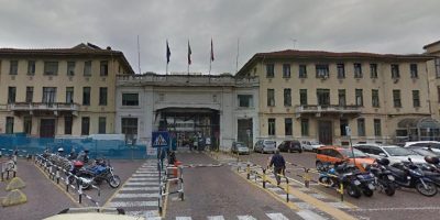 Schede multilingue per aiutare i pazienti stran...