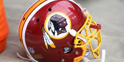 Nfl, dopo 87 anni Washington  cambia nome e log...