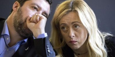 Giorgia Meloni arriva con un’ora di ritar...