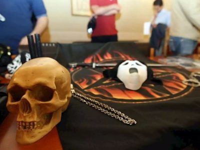 Reati in ambito sessuale e riduzioni in schiavitù, sgominata psicosetta