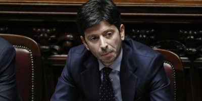 Coronavirus, Speranza: “Vietato abbassare...