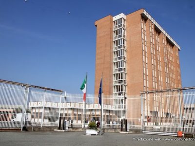 Carcere Lorusso-Cotugno, ipotesi di reato contro alcune guardie