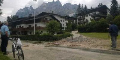 Bomba d’acqua su Cortina d’Ampezzo,...