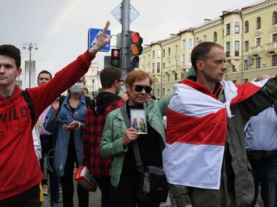 Sono 200 i fermati fra i manifestanti in piazza a Minsk