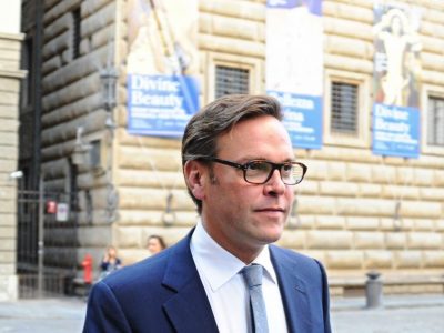 James Murdoch si e’ dimesso dal board di News Corp per divergenze su decisioni