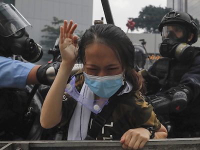 Nuovi arresti, prosegue la stretta repressione filocinese a Hong Kong