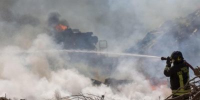 Violento incendio sulla parte alta di Tanaunell...