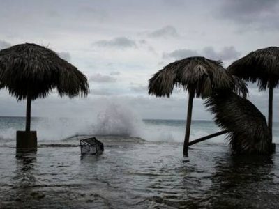 Almeno quattro morti per l’uragano Laura che sta colpendo Louisiana e Texas