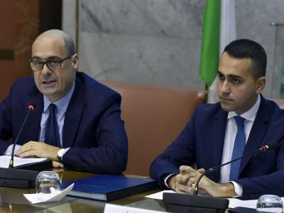 Referendum, Di Maio: “Sarà sì senza esitazioni”. Zingaretti: “Vedremo”