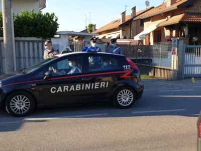 Non paga al bar, aggredisce le commesse e ruba trenta euro