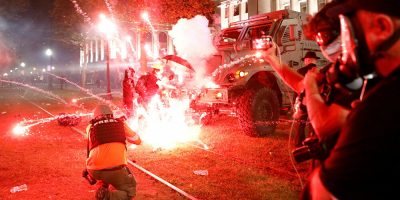 Continuano le proteste fomentate dai Dem Usa