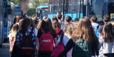 L’anno scolastico, i politici e  gli studenti