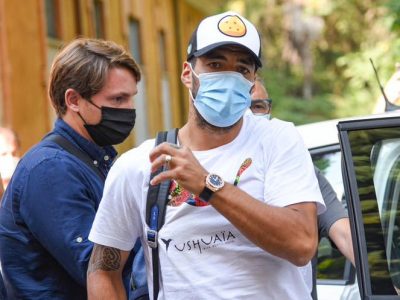 Suarez, cittadinanza ottenuta con una truffa. La Gdf in università a Perugia