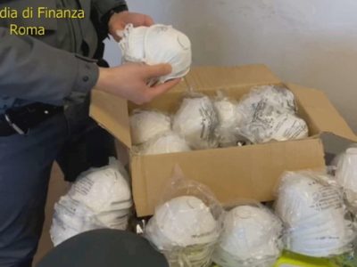 GdF, in nove mesi sequestrati 57 milioni di mascherine non a norma