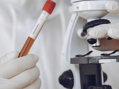 Ottimismo su tamponi e vaccinazioni: si prepara già una scaletta di interventi