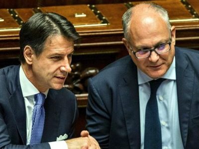 Gualtieri si smarca dalla bocciatura di Conte sul Mes: “L’ho negoziato io a maggio...