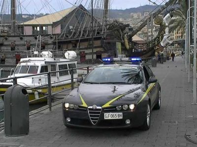 Arrestato rumeno, auto di lusso, truffe e la pensione della madre morta
