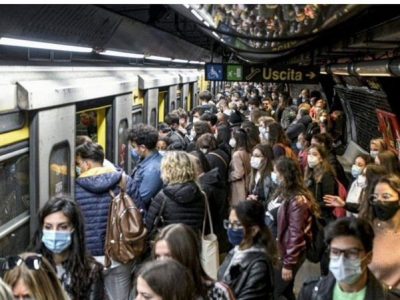 Covid, preoccupa il nodo dei trasporti pubblici. Governo e Regioni al lavoro per trovare soluzion...