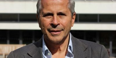 Il virologo Crisanti: “In Italia potrebbe...