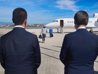 Rientrati in Italia i due ostaggi italiani liberati in Mali: padre Macalli e Nicola Chiacchio