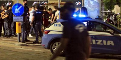 Sono 28 le persone accompagnate in questura dop...