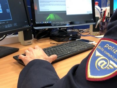 Pedofilia, finiscono in 13 nella rete tesa dalla Polizia Postale