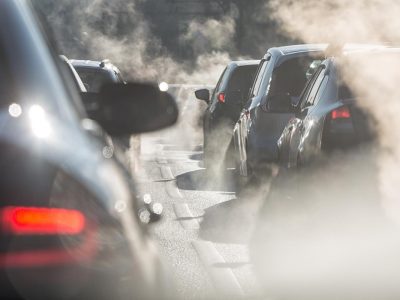 Clima, accordo Ue: stop ai motori a combustione dal 2035