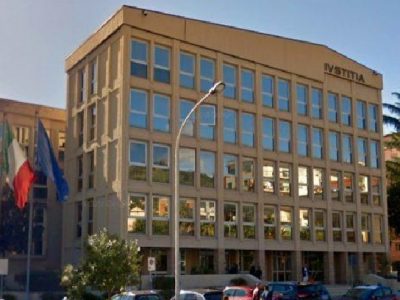 A Lamezia chiusi il Tribunale e la sede Inps, in quarantena le classi dei figli dei positivi