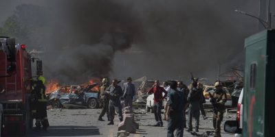 Serie  di potenti esplosioni scuotono Kabul, no...