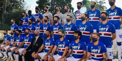 Uno scatto simbolo dei giocatori della Samp con...