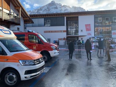 Alto Adige revoca il lockdown totale: riapriranno scuole, negozi e ristoranti