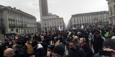 Partite Iva in piazza a Torino, le richieste: l...