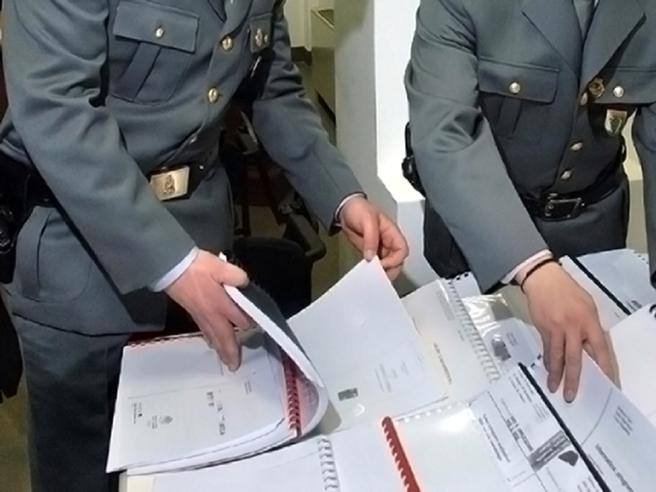 sequestrati beni dirigenti pubblici