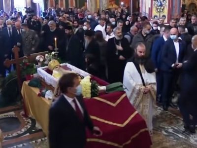 Celebrati a Belgrado i funerali del Patriarca ortodosso Irinej