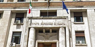 Covid, monitoraggio Iss: indice Rt in calo, nes...