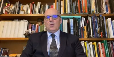 Ricciardi chiede lockdown e chiusura scuole, Sg...