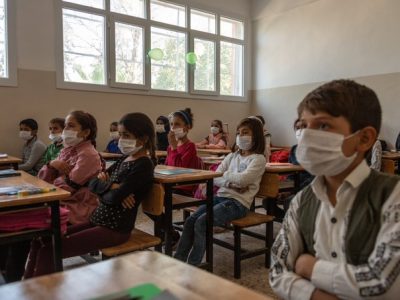 Scuola, la ripresa con dubbi e riflessioni
