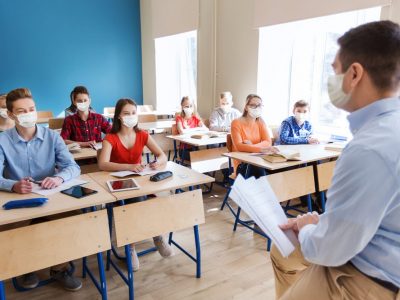 I paletti del ministro Azzolina: “La scuola riapra il 9 dicembre”