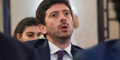Speranza: “Spostamenti solo con tutte le ...